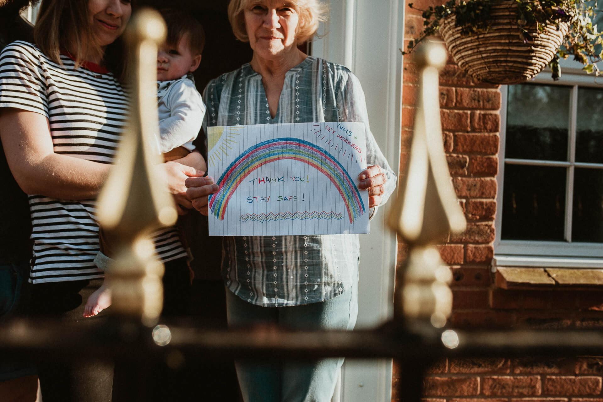 katy-jordan-photography-warrington-doorstep-portraits-5